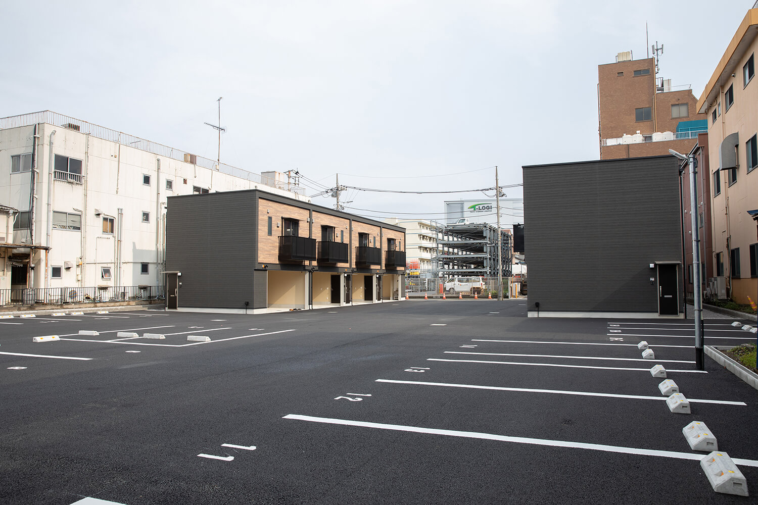 賃貸ガレージハウス｜プレミアムガレージハウスの内部を特別公開！｜屋外駐車場