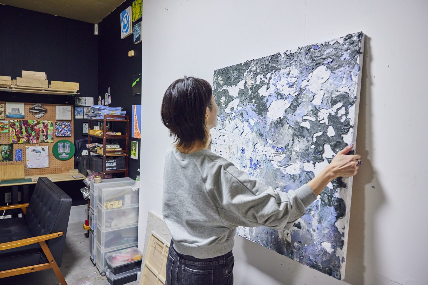 賃貸ガレージハウス｜アトリエでの制作風景2